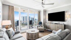 TV - Beautifully Renovated- Silver Shells - St Lucia 805 (Destin)