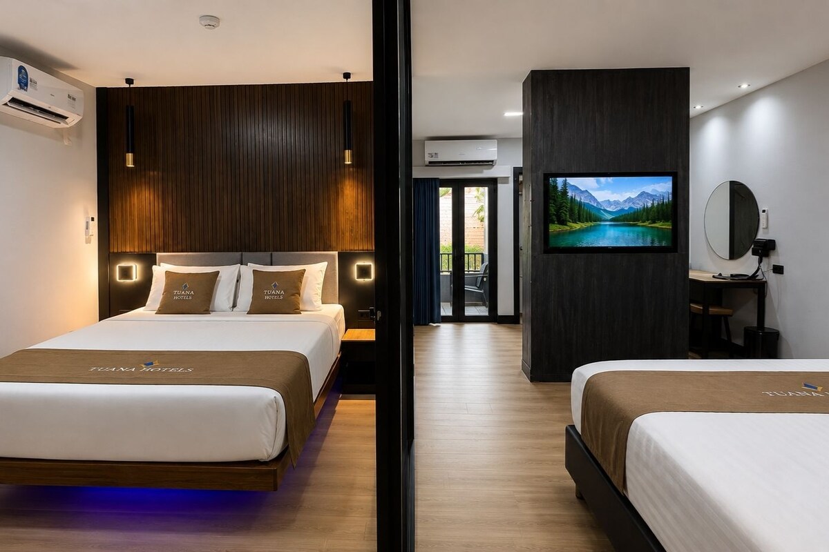 Junior Studio Suite | Egyptian cotton sheets, premium bedding, cribs (free), WiFi (free)