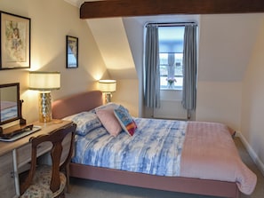 3 makuuhuonetta, ilmainen Wi-Fi, vuodevaatteet