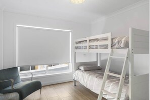 2 soverom, strykejern/-brett, wi-fi og sengetøy