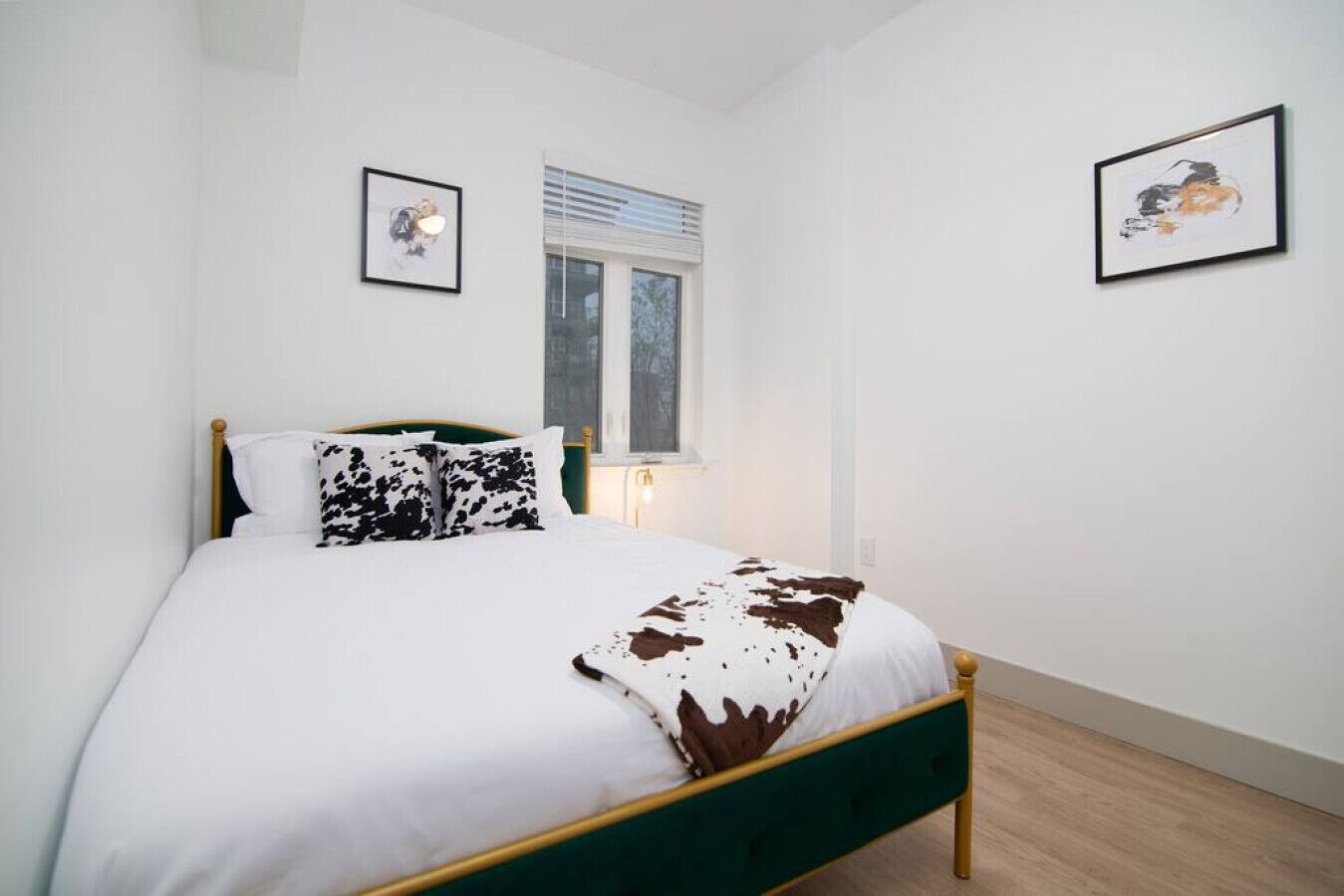 4 bedrooms, desk, iron/ironing board, WiFi