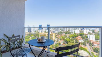 Apartemen, 2 kamar tidur | Pemandangan balkon