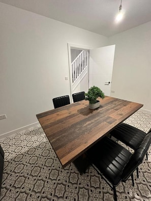 House | Dining