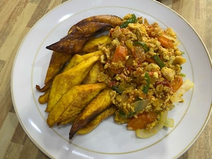 Restaurant - Akpe Cultural Center and Hotel (Accra)