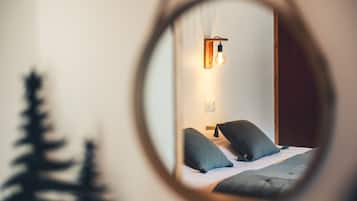 4 chambres, bureau, fer et planche Ă repasser, lit parapluie