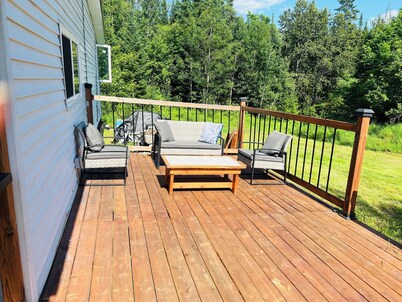 Family friendly Beautiful country style 3-bedroom cottage in Gilmour