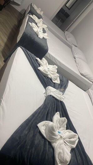 舒適雙人房 | 低過敏寢具、免費無線上網