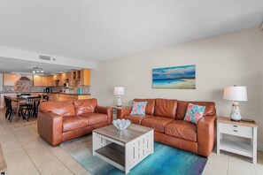 Televisión y oficina 