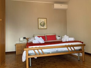 3 bedrooms, iron/ironing board, free WiFi, bed sheets - Vacation Home Sasso Cavallo (Mandello del Lario)