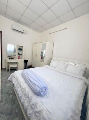 2 bedrooms, WiFi, bed sheets