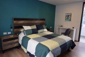 1 bedroom, iron/ironing board, WiFi, bed sheets