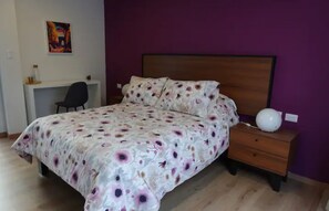 1 bedroom, iron/ironing board, WiFi, bed sheets - Maison lapinou - CUARTO MORADO (Heroica Puebla de Zaragoza)