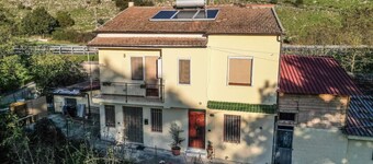 The Old Farmhouse - Nature