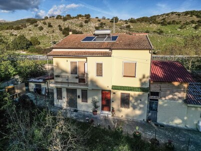 The Old Farmhouse - Nature