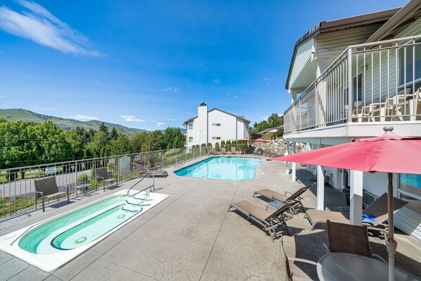 Pool - Park Pointe Retreat (Chelan)