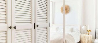 The Beach House 4 Mins to Town & Beach