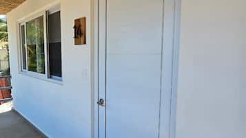 Classic Quadruple Room | Free WiFi, bed sheets