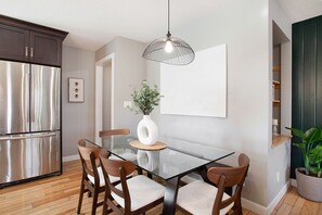 Dining - 4-bedroom detached home with recreation room and hot tub!  (Calgary)