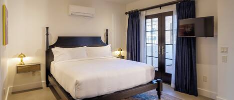 Egyptian cotton sheets, premium bedding, pillow-top beds, in-room safe