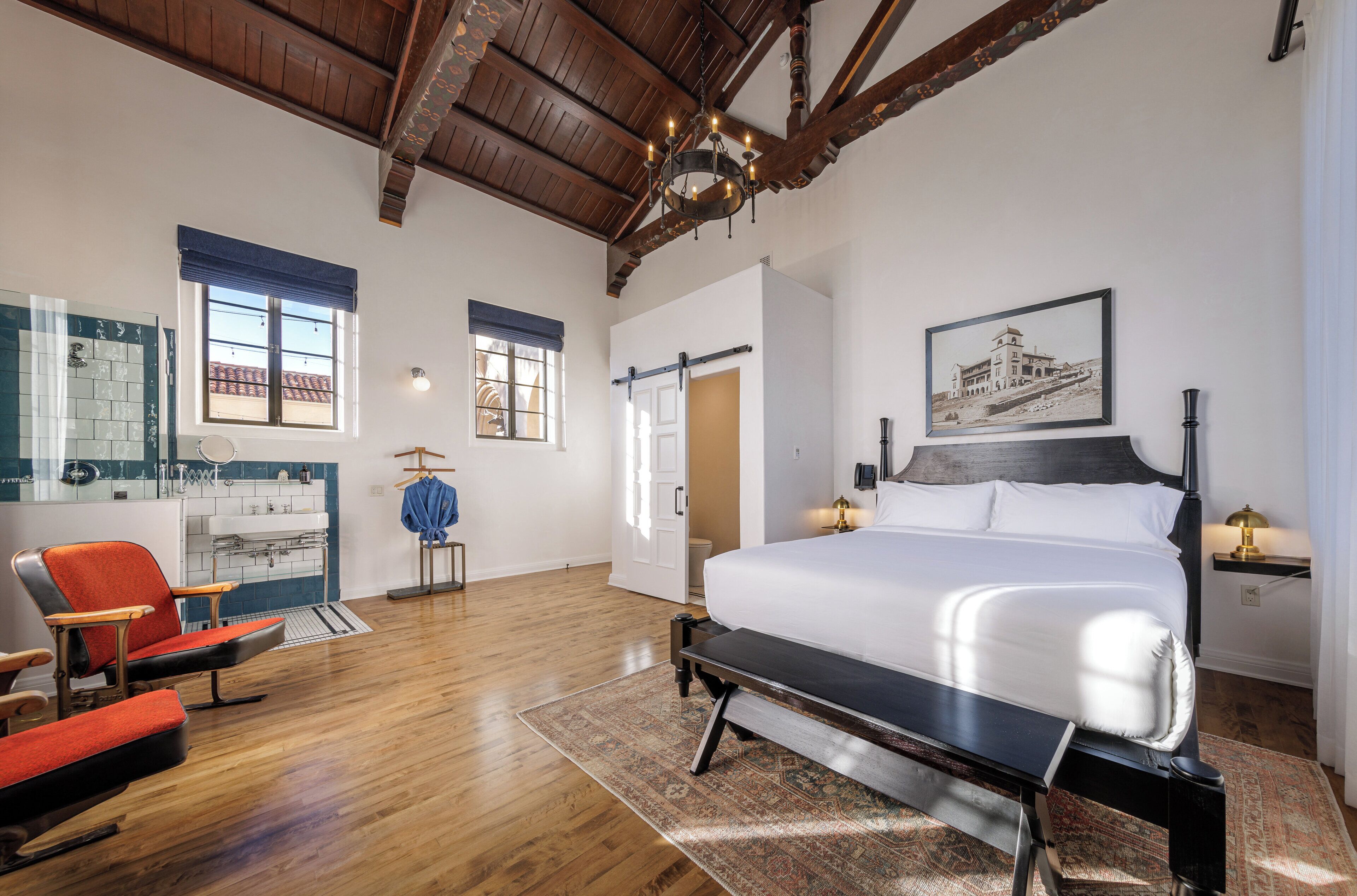 Egyptian cotton sheets, premium bedding, pillowtop beds, in-room safe