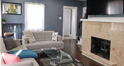 Full Home, Drive Way Parking!