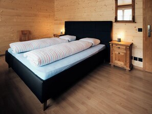 Lydisolert og wi-fi (inkludert)