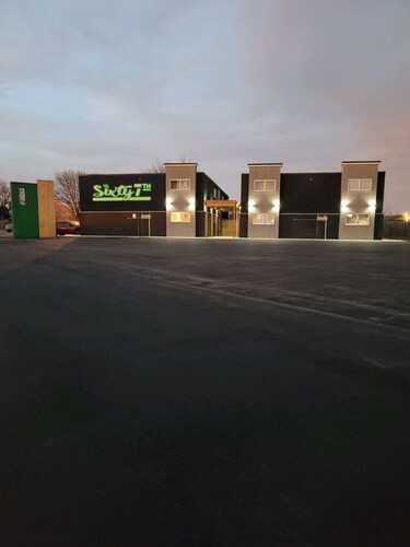 Beautiful Contemporary Suite #16