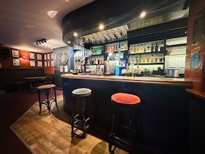 Bar (on property) - Western Hotel (St Ives)