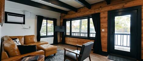 Televisión, chimenea