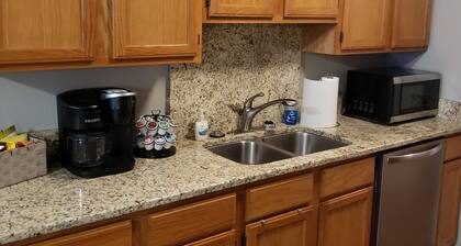 Northwest Arkansas Adventures- Beautiful Condo, with Two Master Bedrooms