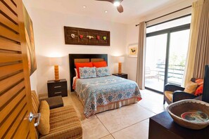 3 slaapkamers, een strijkplank/strijkijzer, wifi, beddengoed