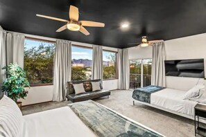 4 habitaciones, escritorio, tabla de planchar con plancha y wifi gratis