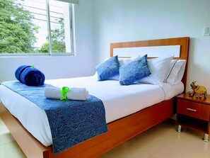 Soundproofing, free WiFi, bed sheets - Hotel Calantha (Bogotá)