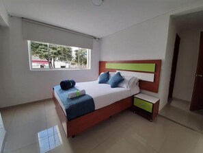 Soundproofing, free WiFi, bed sheets - Hotel Calantha (Bogotá)