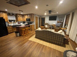 Smart TV - The Upstairs Hideaway (Mount Ida)