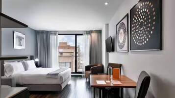 Classic Apartment | Peralatan tempat tidur premium, Wi-fi percuma, cadar katil