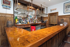 Restaurant - Grey Bonnet Inn (Killington)