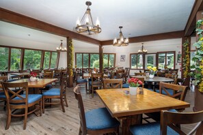 Dining room - Grey Bonnet Inn (Killington)