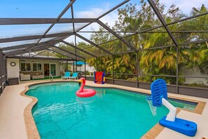 Pool - Heated Pool, Game Room, Mini Golf, 9 min to IMG (Bradenton)