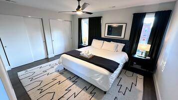 3 bedrooms, desk, iron/ironing board, WiFi