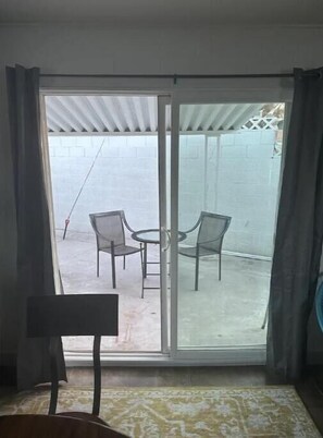 Interior - Yucca Casita in Heart of Las Vegas! (Las Vegas)