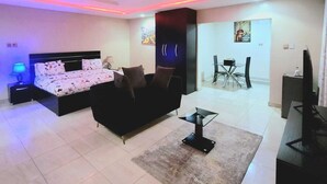 Unclassified image, 3 of 40, button - Osmosis Ikoyi (Lagos)
