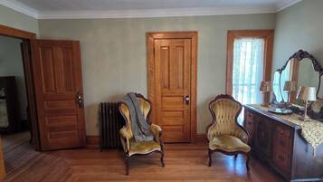 1 chambre, fer et planche Ă repasser, Wi-Fi, draps fournis