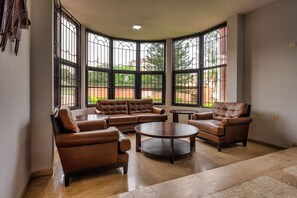 Lobby - The Guest House Ikoyi (Lagos)