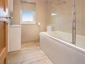 Towels - 3 bedroom accommodation in Inverness (Inverness)