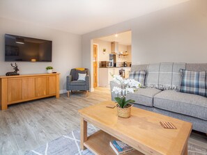 Living area - 3 bedroom accommodation in Inverness (Inverness)