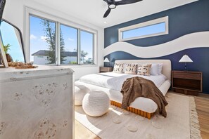 7 bedrooms, desk, iron/ironing board, free WiFi - Luxury 7BR|Gulf & Bay Views +1 min Walk to Beach (Bradenton Beach)