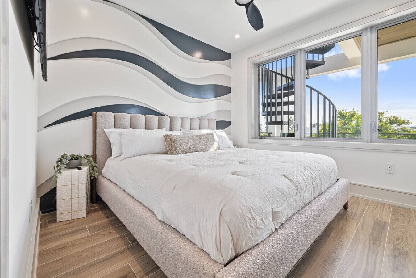 7 bedrooms, desk, iron/ironing board, free WiFi