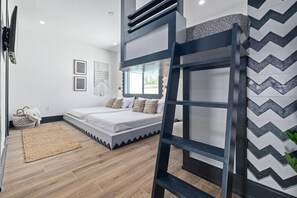 7 habitaciones, escritorio, tabla de planchar con plancha y wifi gratis 