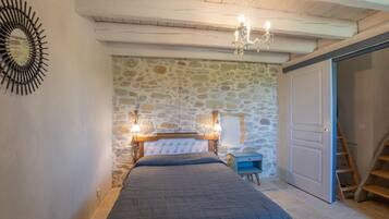 3 chambres, Wi-Fi gratuit, draps fournis